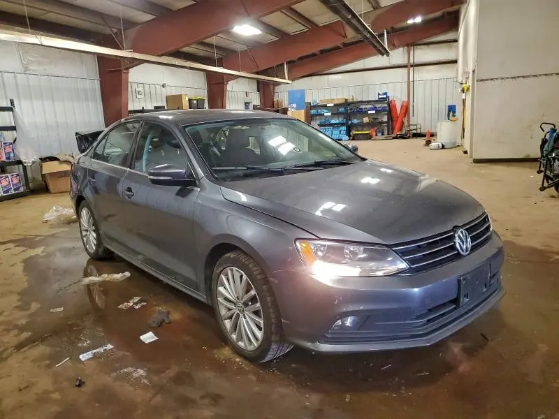 2015 VOLKSWAGEN JETTA SE  