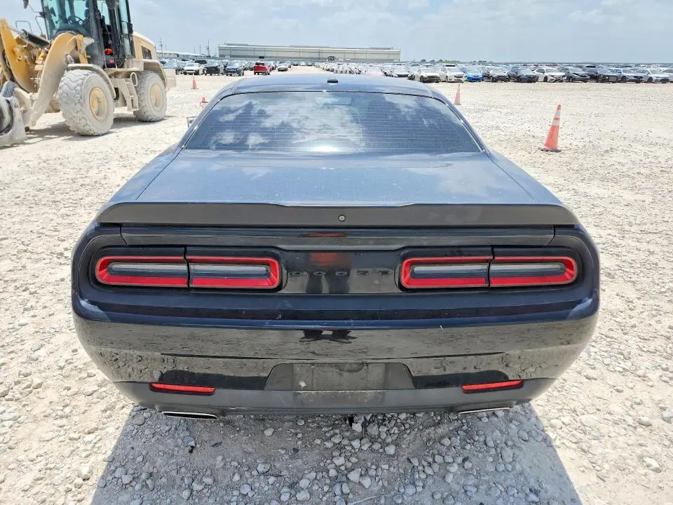 2020 DODGE CHALLENGER SXT  