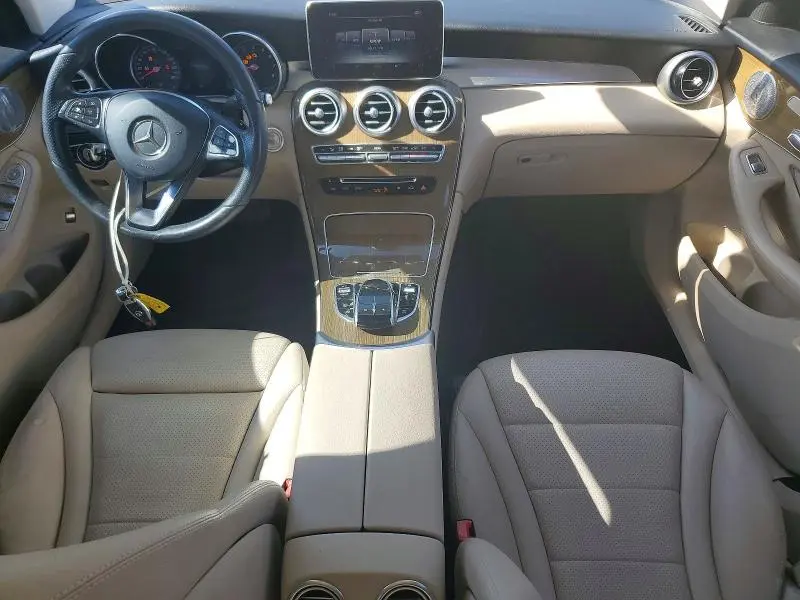 2017 MERCEDES-BENZ GLC 300  