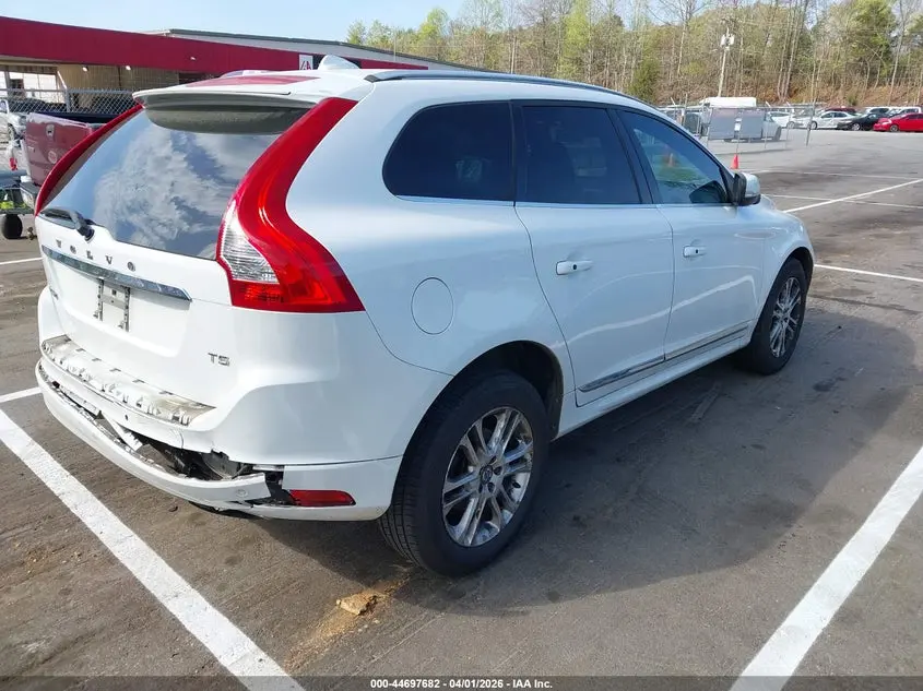 2016 VOLVO XC60 T5 DRIVE-E PLATINUM