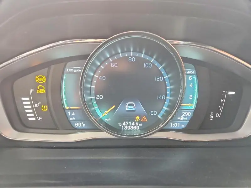 2015 VOLVO S60 PLATINUM  