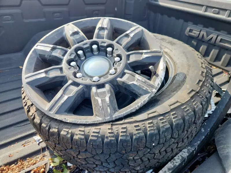 2025 GMC SIERRA K2500 AT4  