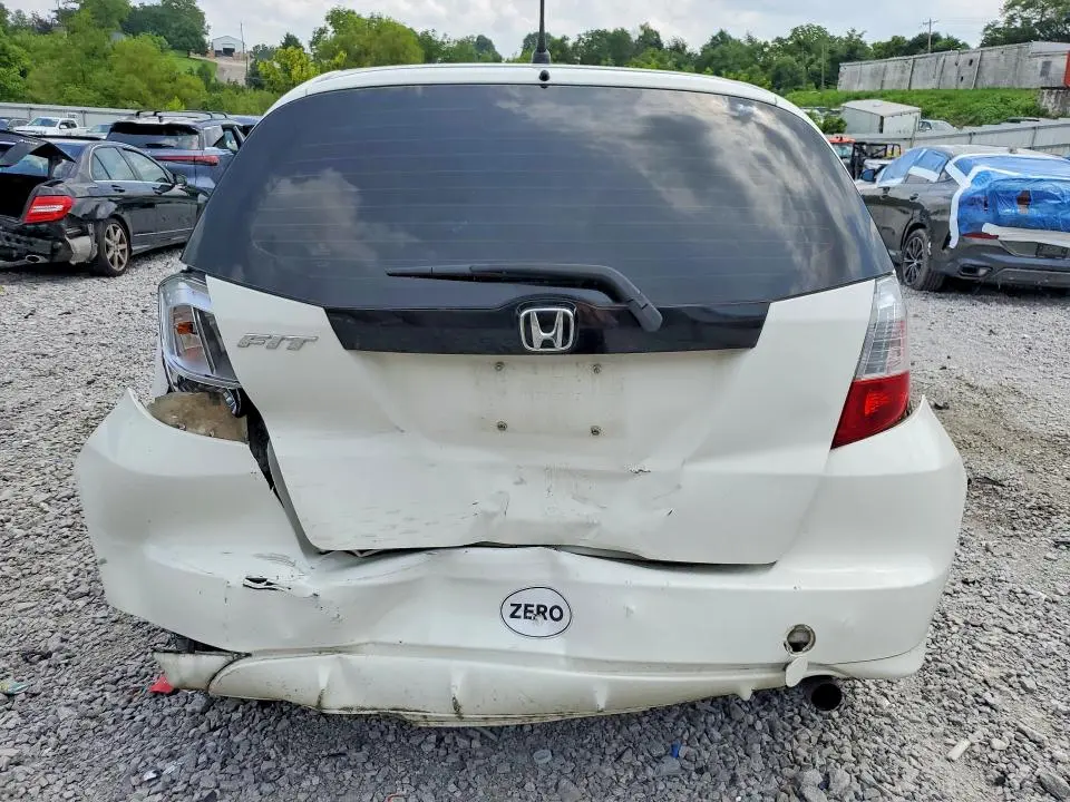 2012 HONDA FIT   