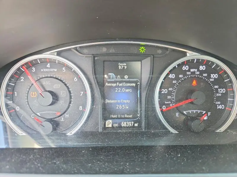 2017 TOYOTA CAMRY SE  