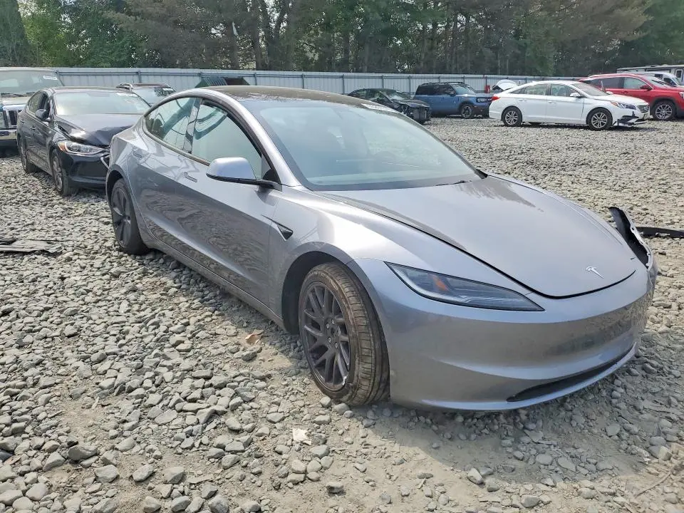 2025 TESLA MODEL 3   