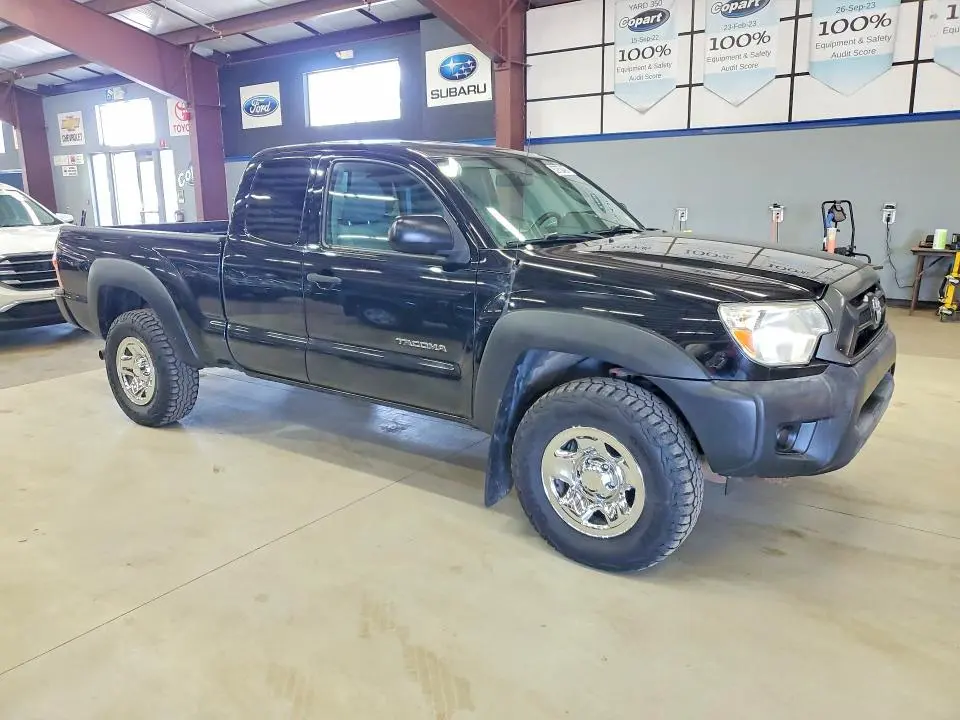 2015 TOYOTA TACOMA V6  