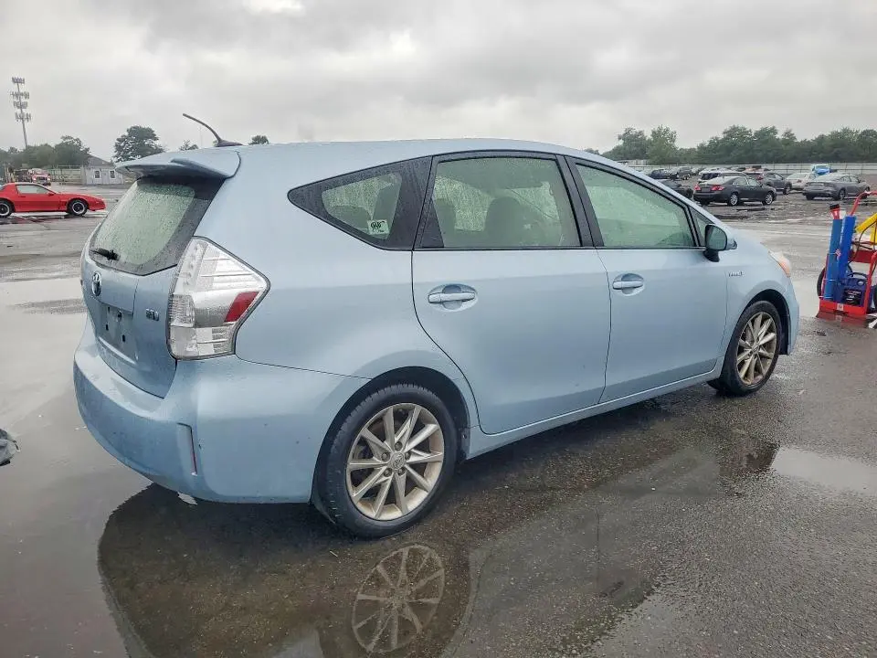 2012 TOYOTA PRIUS V FIVE  