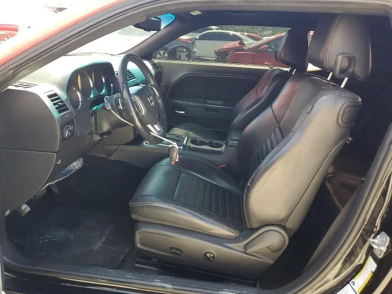 2014 DODGE CHALLENGER SXT  