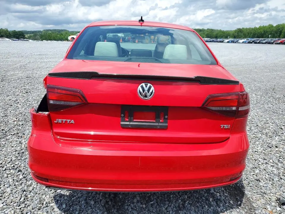 2016 VOLKSWAGEN JETTA SPORT  