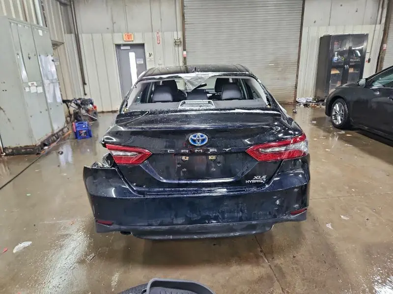 2023 TOYOTA CAMRY XLE  