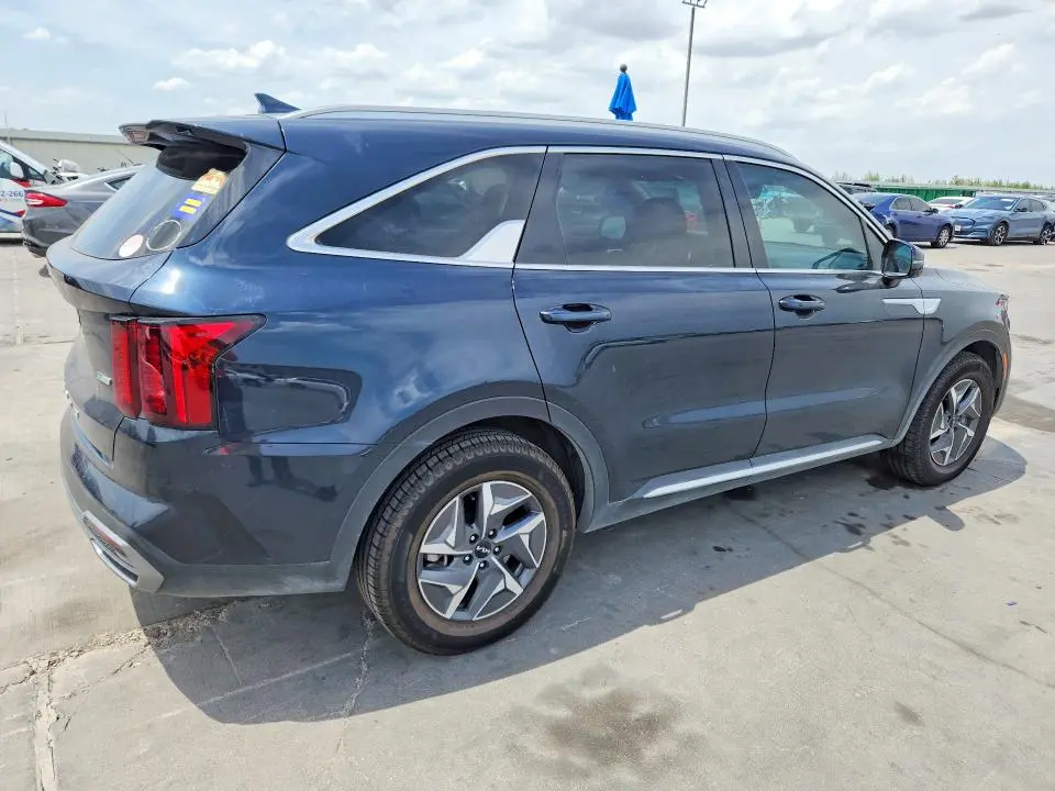 2022 KIA SORENTO EX  