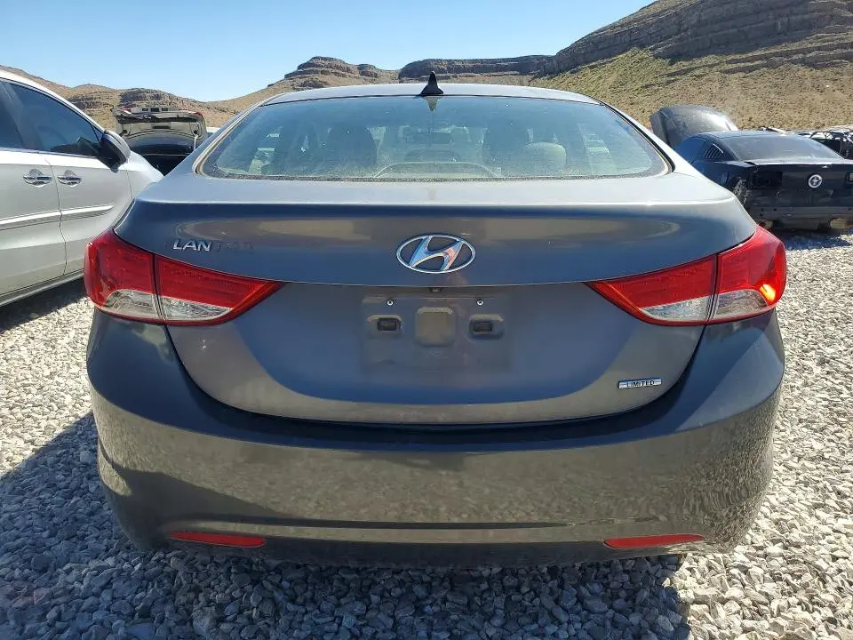 2011 HYUNDAI ELANTRA LIMITED  