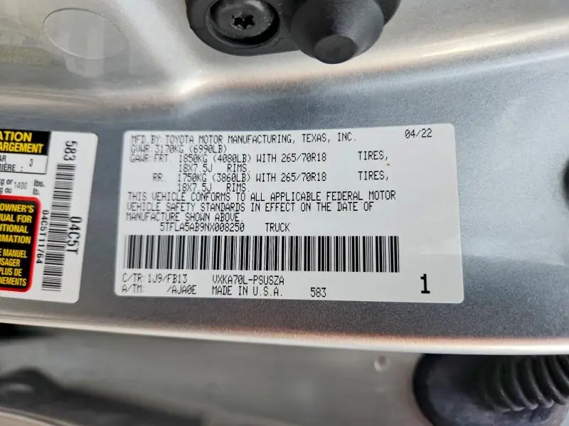 2022 TOYOTA TUNDRA SR5  