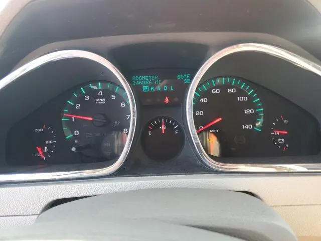 2010 CHEVROLET TRAVERSE LT  