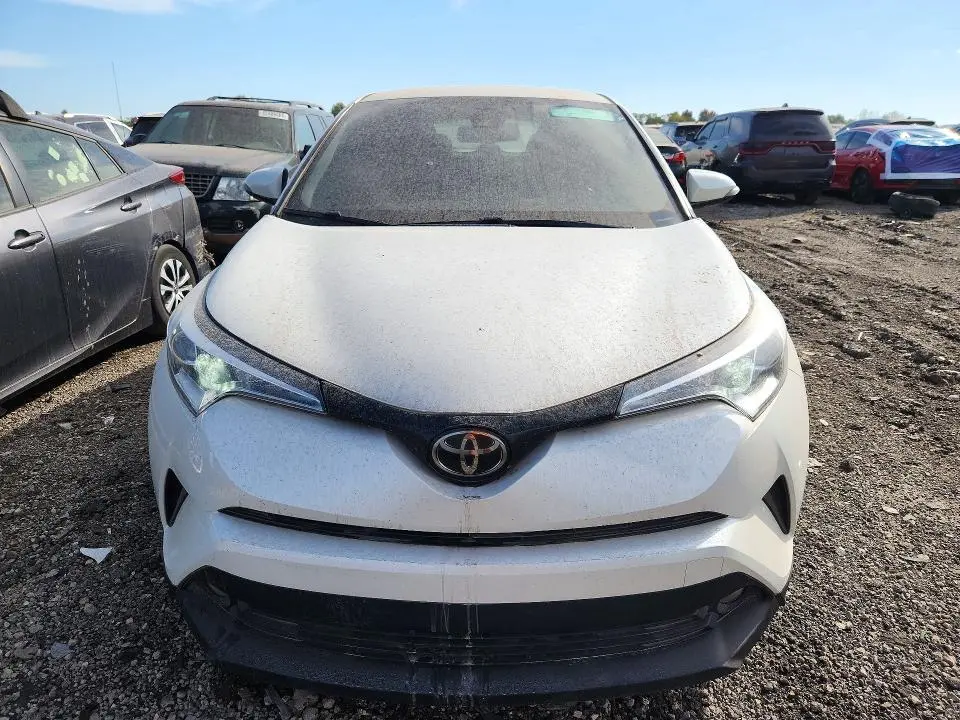 2018 TOYOTA C-HR XLE PREMIUM  