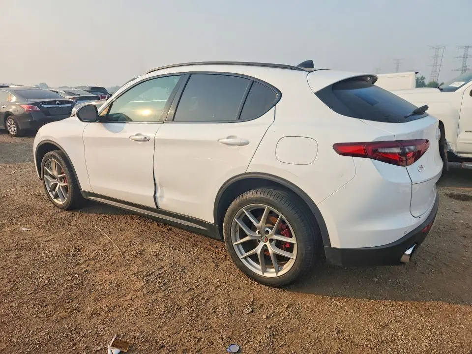 2018 ALFA ROMEO STELVIO SPORT  