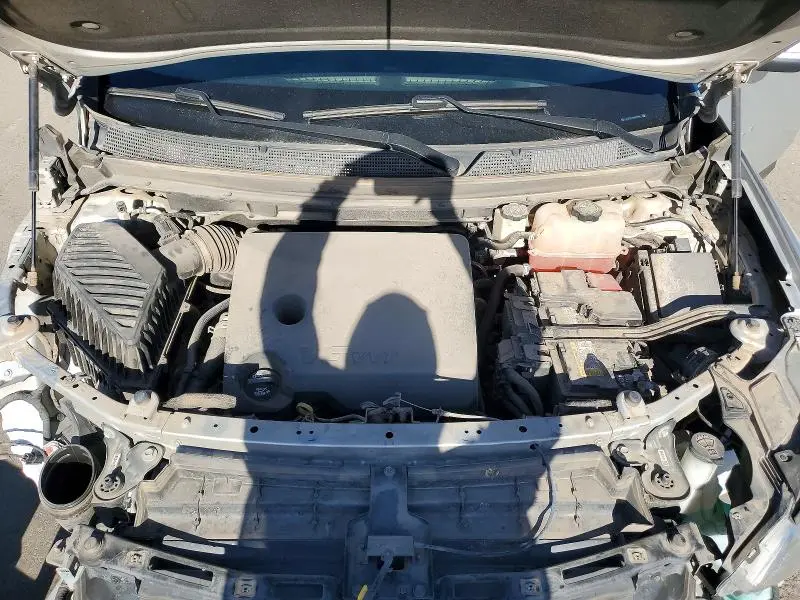 2021 CHEVROLET TRAVERSE LT  