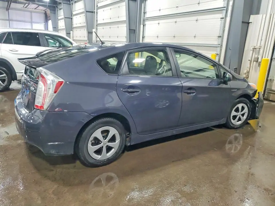 2012 TOYOTA PRIUS TWO  