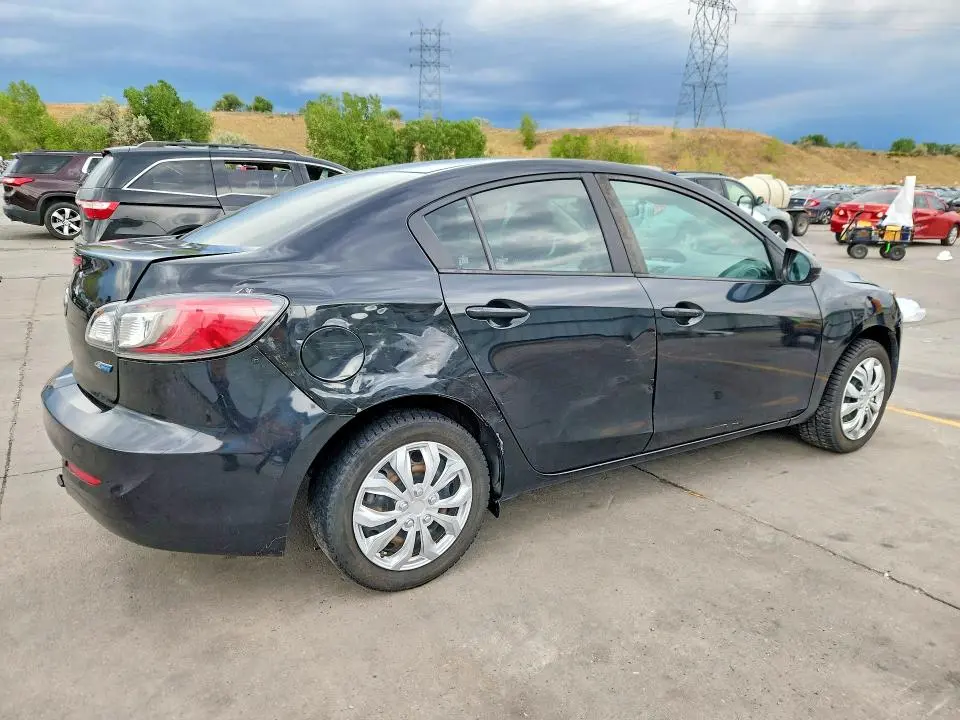 2013 MAZDA 3 I  