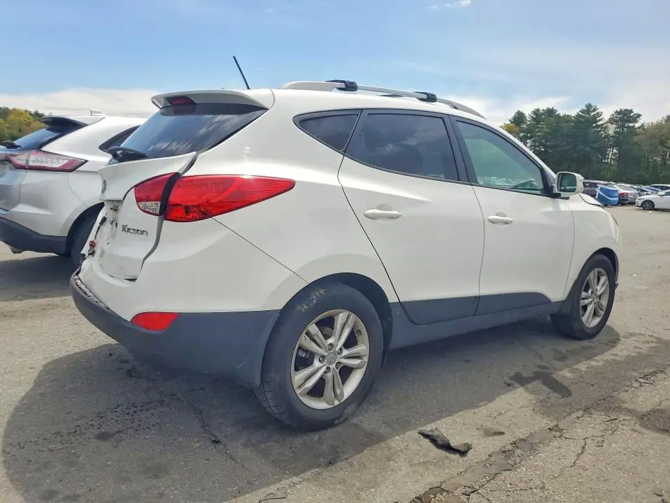 2013 HYUNDAI TUCSON GLS  