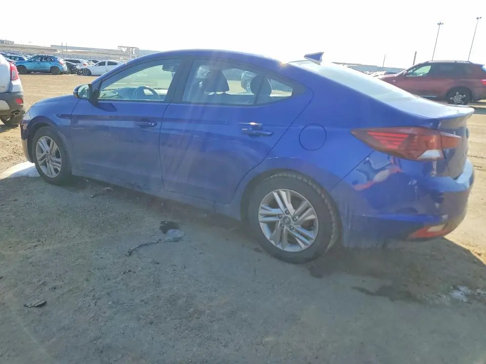 2019 HYUNDAI ELANTRA SE  