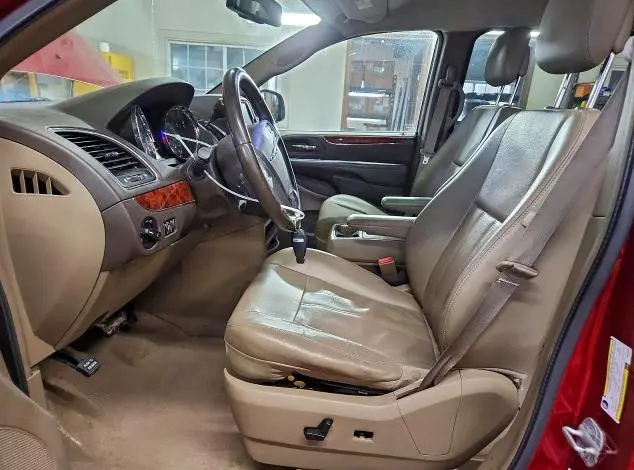 2012 CHRYSLER TOWN & COUNTRY TOURING  