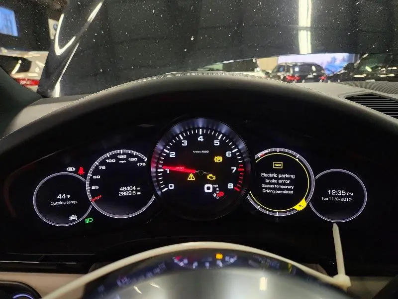 2019 PORSCHE CAYENNE   