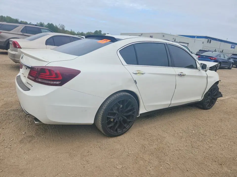 2015 HONDA ACCORD TOURING  