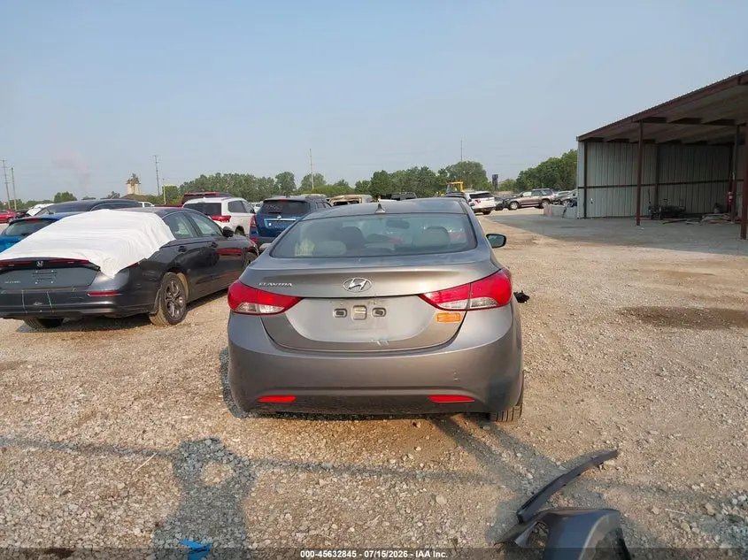 2013 HYUNDAI ELANTRA GLS