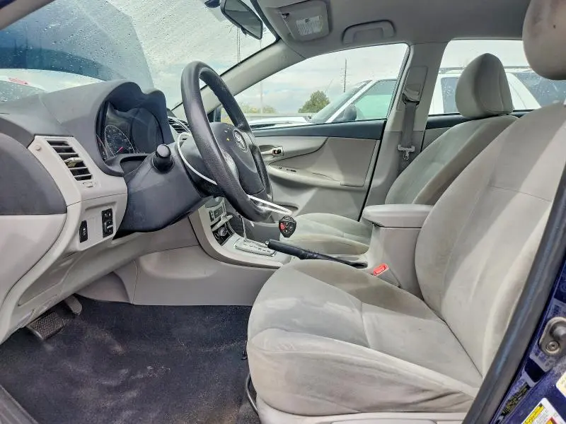 2013 TOYOTA COROLLA LE  