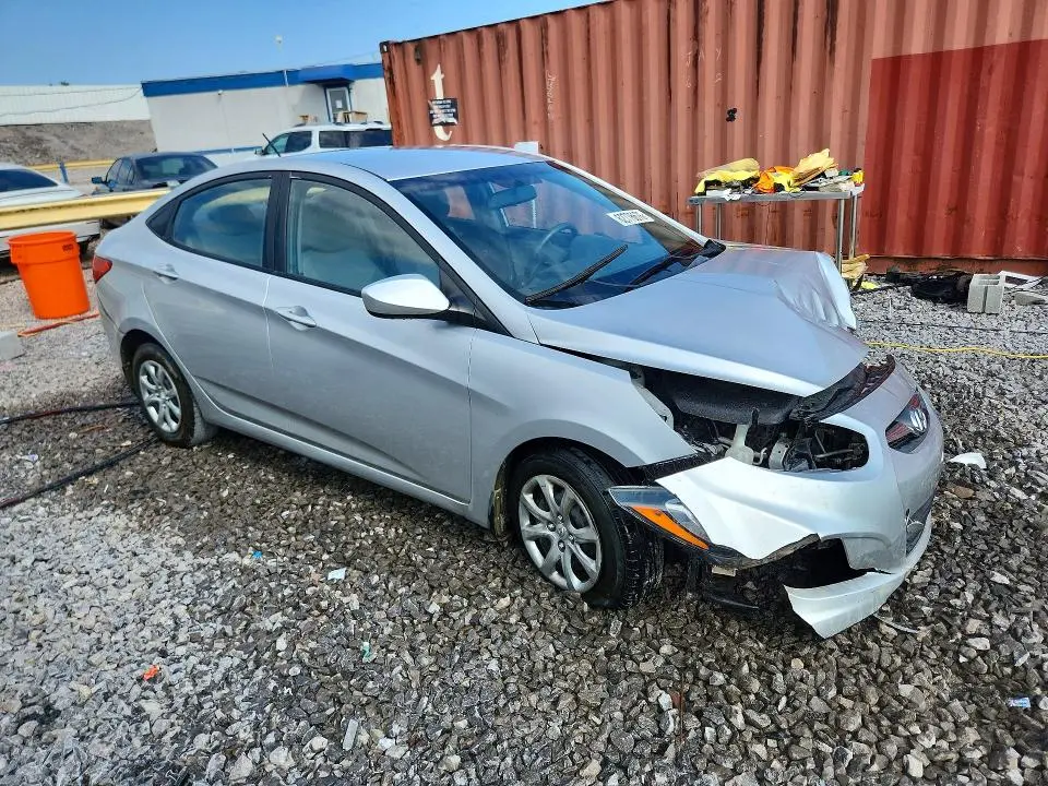 2013 HYUNDAI ACCENT GLS  
