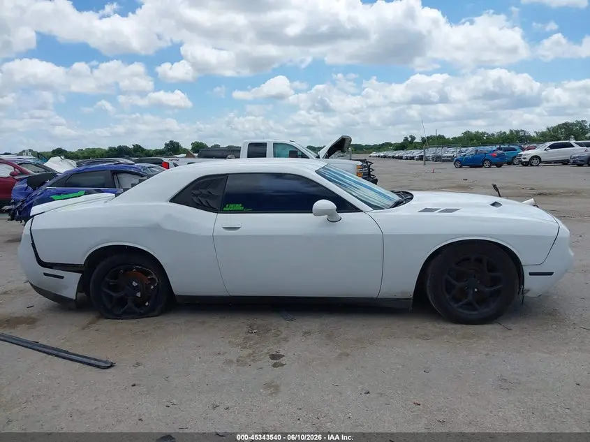 2015 DODGE CHALLENGER SXT