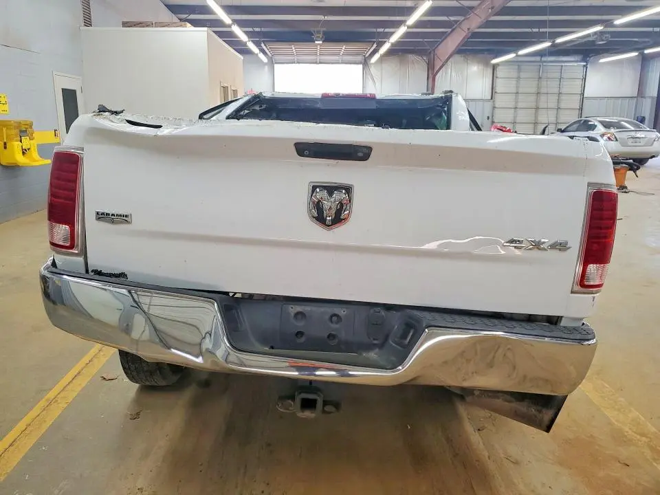 2013 RAM 2500 LARAMIE  