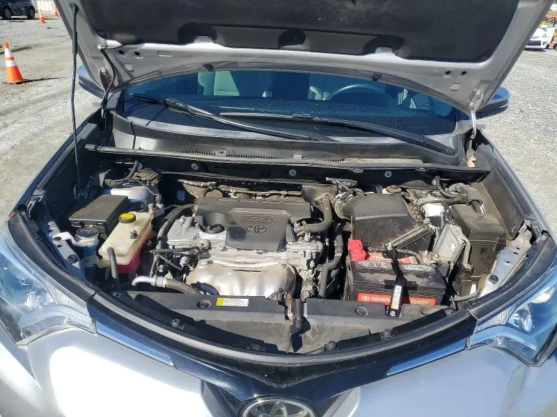 2017 TOYOTA RAV4 XLE  