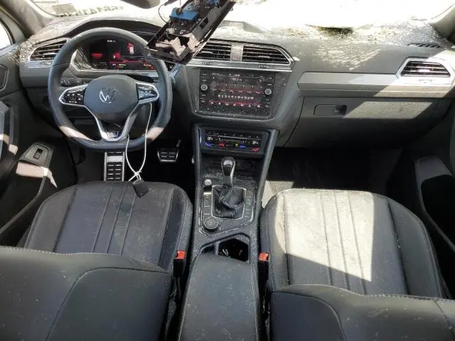 2022 VOLKSWAGEN TIGUAN SE R-LINE BLACK