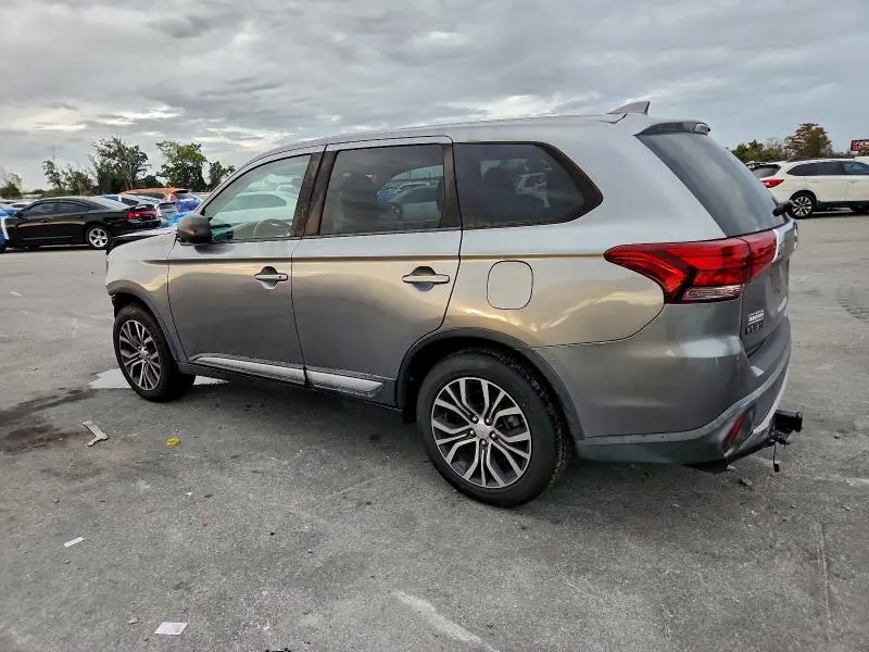 2017 MITSUBISHI OUTLANDER ES  