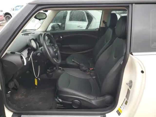 2013 MINI COOPER 