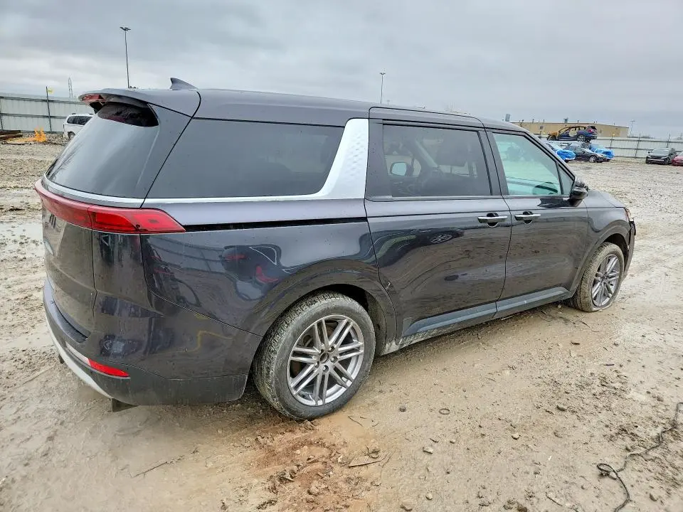 2022 KIA CARNIVAL LX  
