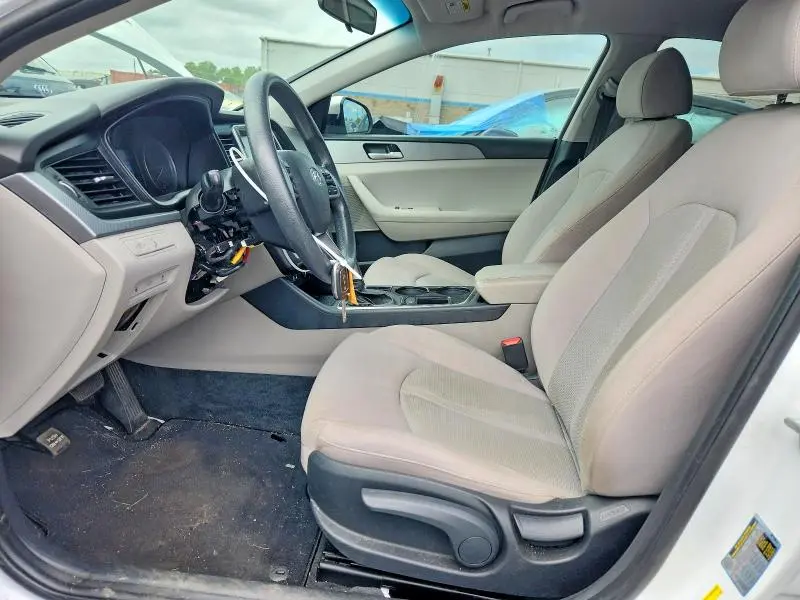 2018 HYUNDAI SONATA SE  