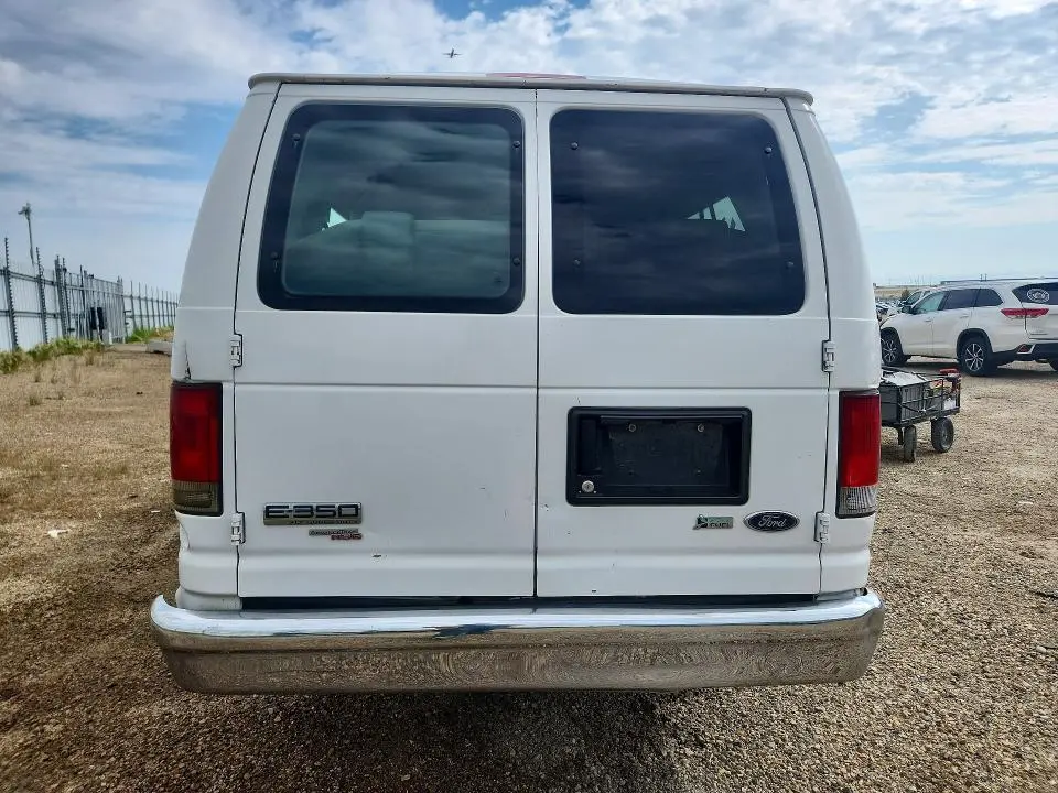 2011 FORD ECONOLINE E350 SUPER DUTY WAGON  