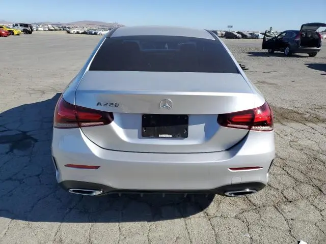 2019 MERCEDES-BENZ A 220  