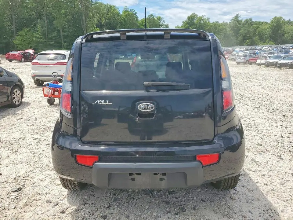 2010 KIA SOUL +  