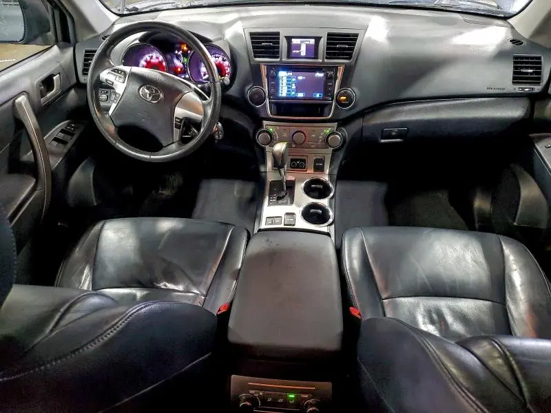 2013 TOYOTA HIGHLANDER BASE  