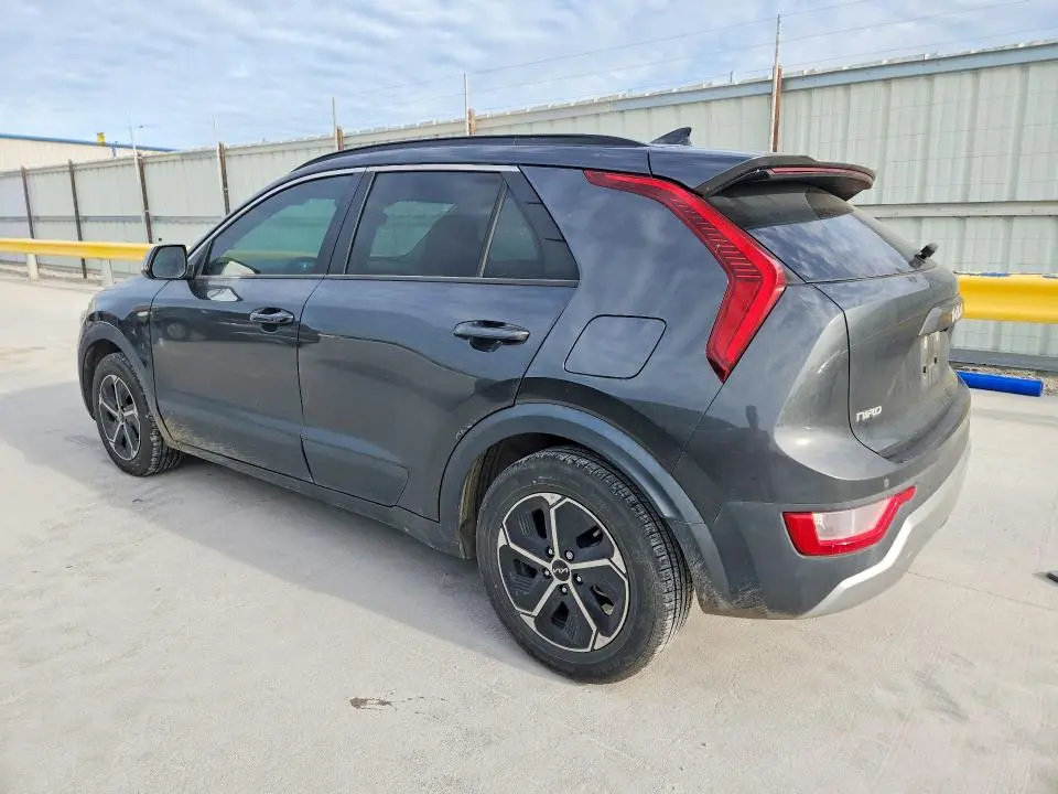 2024 KIA NIRO EX  