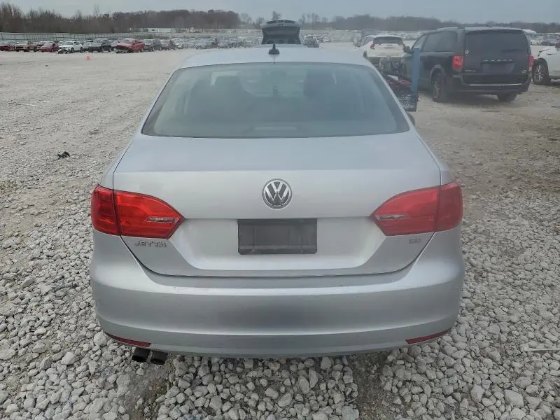 2014 VOLKSWAGEN JETTA SE  