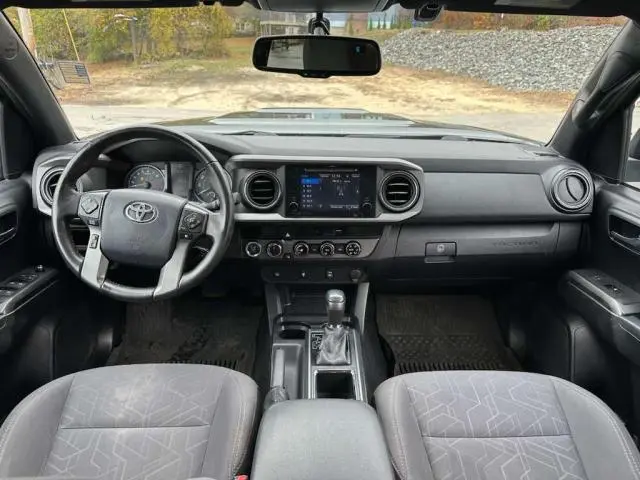 2017 TOYOTA TACOMA DOUBLE CAB  