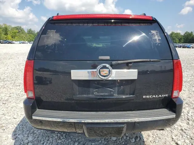 2013 CADILLAC ESCALADE LUXURY  