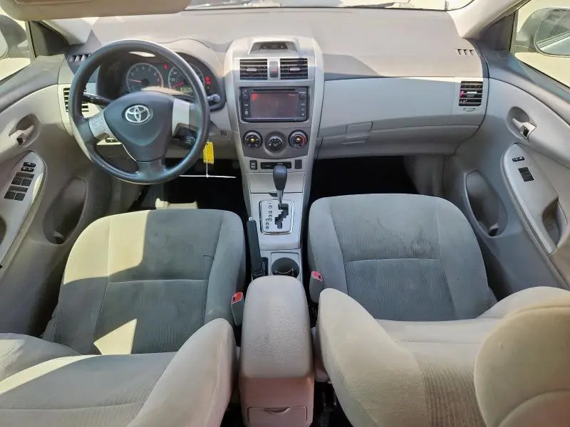 2013 TOYOTA COROLLA BASE  