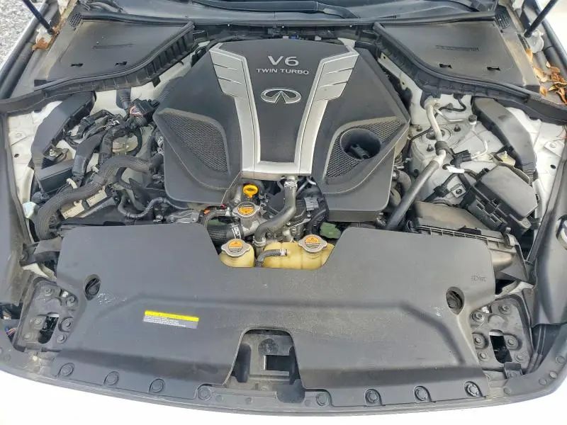 2018 INFINITI Q50 RED SPORT 400  