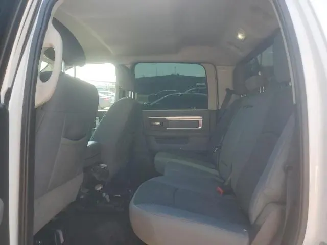 2015 RAM 1500 SLT  